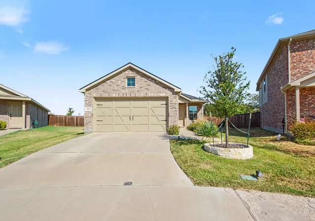 Photo 1 of Single family home for sale at 3001 Harper St, Little Elm, TX 75068 | MLS# 21386737 | Listing updated on 2026-10-03