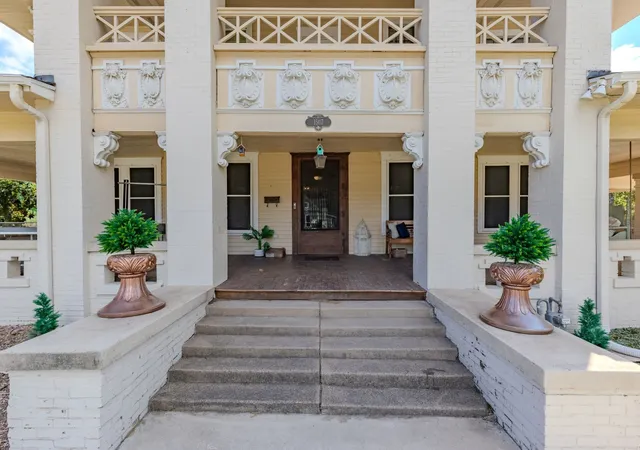 Photo 2 of Single family home for sale at 1507 Park St, Greenville, TX 75401 | MLS# 21389025 | Listing updated on 2026-09-17