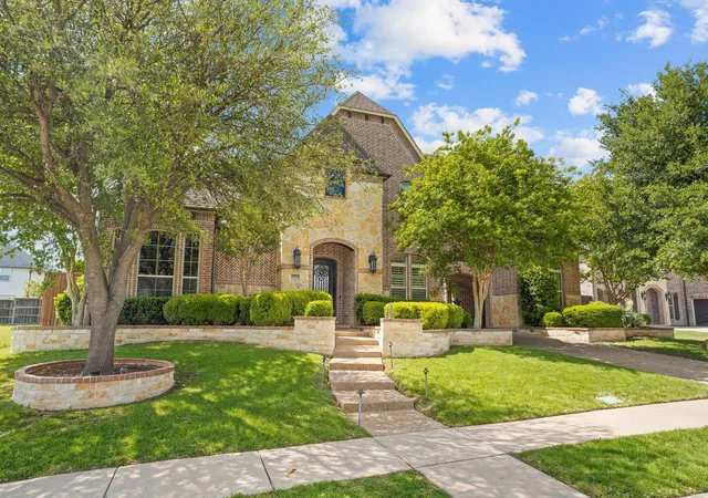 Photo 2 of Single family home for sale at 2257 Hermitage Dr, Allen, TX 75013 | MLS# 21387402 | Listing updated on 2026-10-06