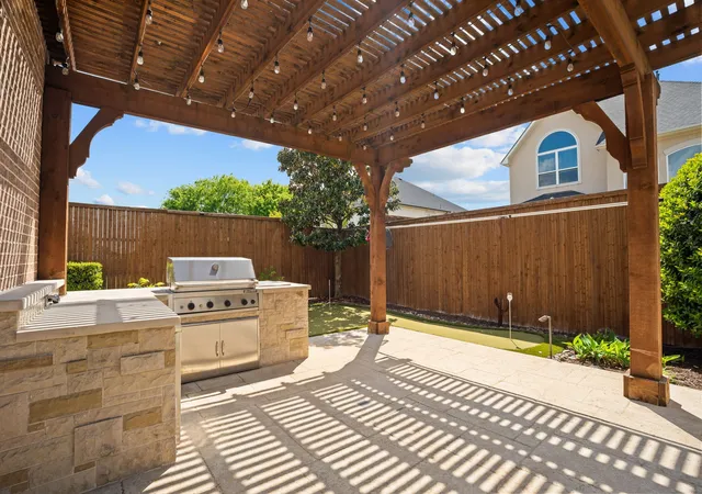 Photo 4 of Single family home for sale at 2257 Hermitage Dr, Allen, TX 75013 | MLS# 21387402 | Listing updated on 2026-10-06