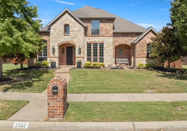 Photo 2 of Single family home for sale at 1502 Buena Park Dr, Frisco, TX 75033 | MLS# 21388088 | Listing updated on 2026-10-09