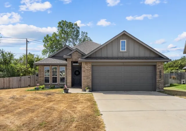 Photo 1 of Single family home for sale at 3905 S Frk Ranch Rd, Waco, TX 76705 | MLS# 21388841 | Listing updated on 2026-10-03
