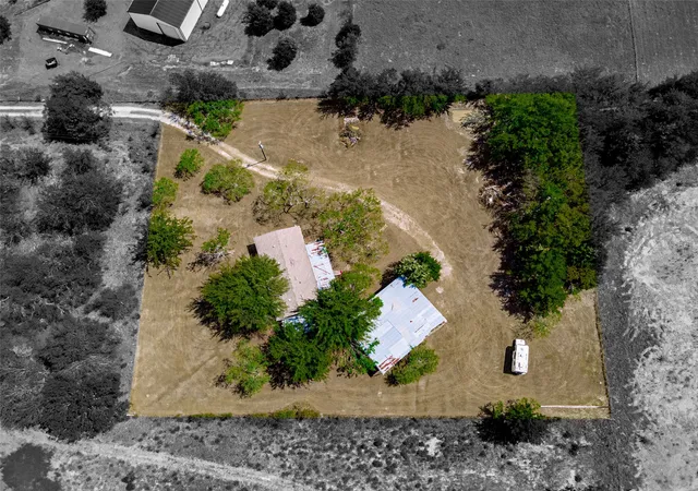 Photo 2 of Manufactured home for sale at 8026 County Rd 2580, Royse City, TX 75189 | MLS# 21386346 | Listing updated on 2026-09-17