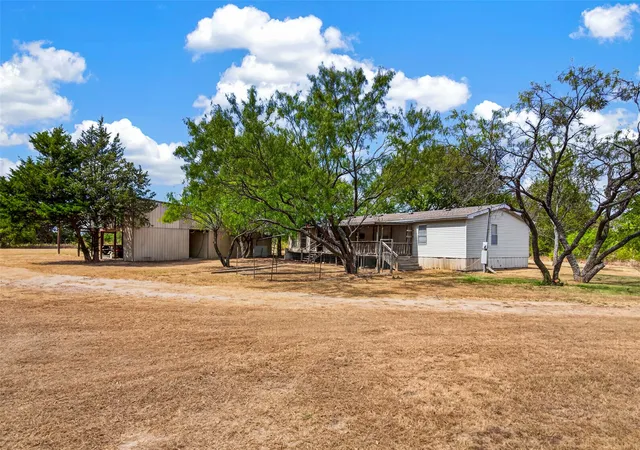 Photo 3 of Manufactured home for sale at 8026 County Rd 2580, Royse City, TX 75189 | MLS# 21386346 | Listing updated on 2026-09-17