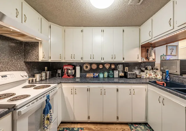Photo 4 of Single family home for sale at 377 Fm 1521, Pittsburg, TX 75686 | MLS# 21389092 | Listing updated on 2026-09-17