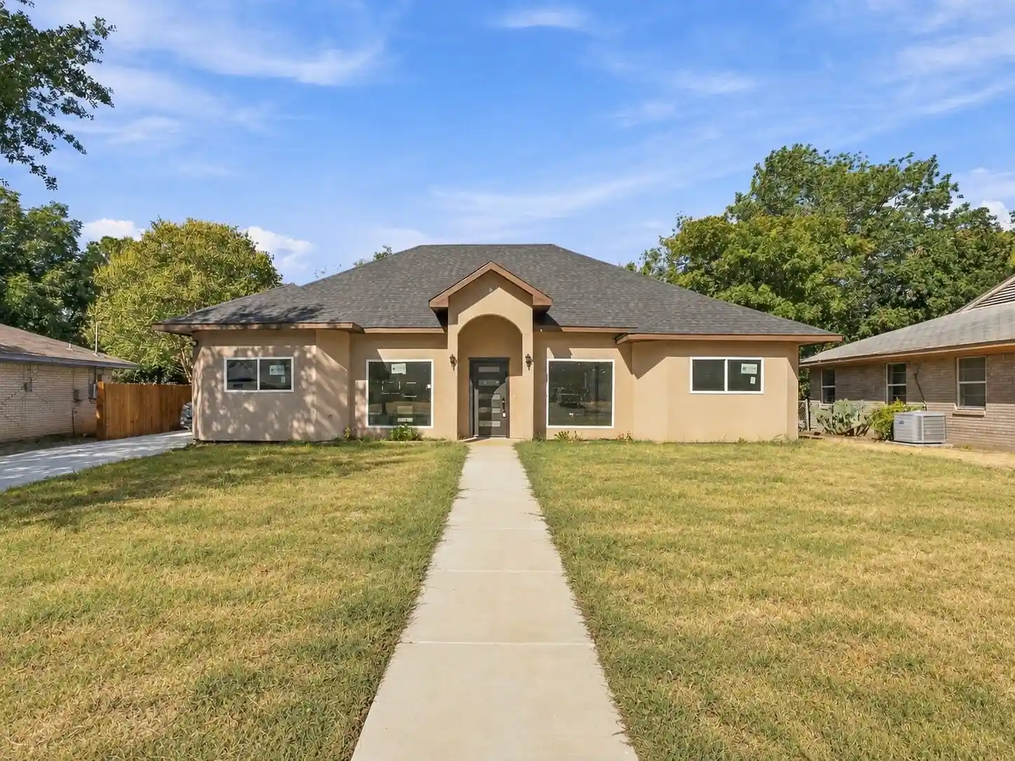Photo 1 of Single family home for sale at 507 Staffordshire Dr, Irving, TX 75061 | MLS# 21387978 | Listing updated on 2026-10-23