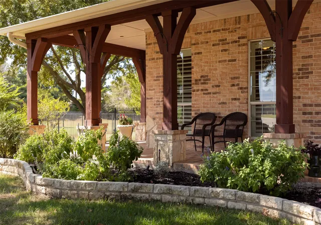 Photo 2 of Single family home for sale at 5801 Bracknell Dr, Allen, TX 75002 | MLS# 21388250 | Listing updated on 2026-09-28