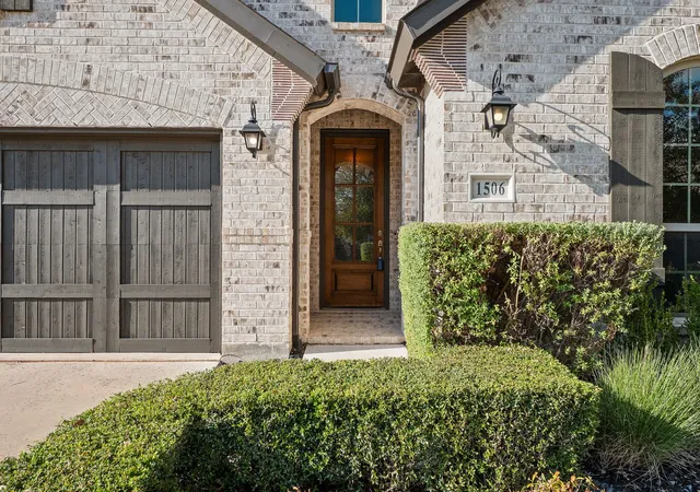 Photo 3 of Single family home for sale at 1506 Red Rose Trl, Prosper, TX 75078 | MLS# 21388746 | Listing updated on 2026-10-10