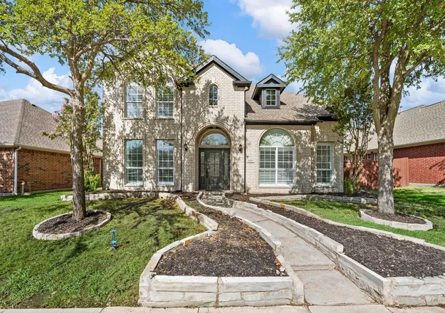 Photo 1 of Single family home for sale at 11207 Raveneaux Dr, Frisco, TX 75033 | MLS# 21388967 | Listing updated on 2026-09-18