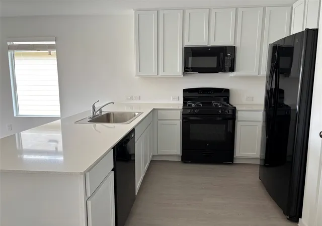 Photo 4 of Single family home for sale at 3418 Longfellow Trl, Crandall, TX 75114 | MLS# 21388768 | Listing updated on 2026-09-17