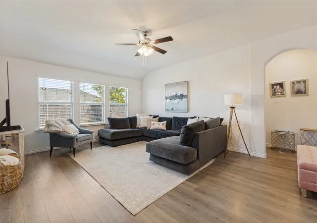 Photo 3 of Single family home for sale at 1112 Cherry Blossom St, Anna, TX 75409 | MLS# 21356886 | Listing updated on 2026-10-08