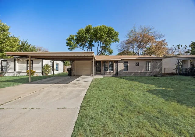 Photo 1 of Sale Pending at 5533 Burton Ave, Fort Worth, TX 76119 | MLS# 21389173 | Listing updated on 2026-09-29