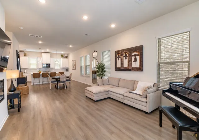 Photo 3 of Single family home for sale at 4533 Ward St, North Richland Hills, TX 76180 | MLS# 21381296 | Listing updated on 2026-10-02
