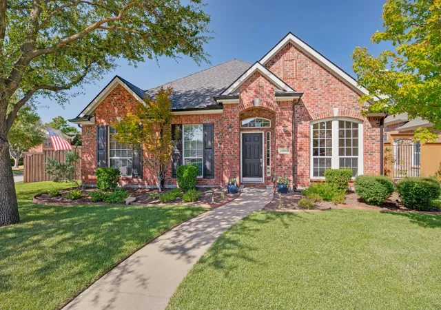 Photo 1 of Single family home for sale at 11003 Saguaro St, Frisco, TX 75033 | MLS# 21387689 | Listing updated on 2026-10-08