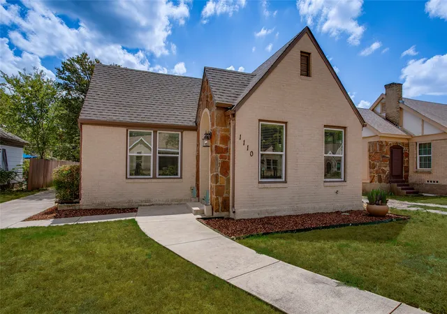 Photo 1 of Single family home for sale at 1110 Galloway Ave, Dallas, TX 75216 | MLS# 21387866 | Listing updated on 2026-09-27