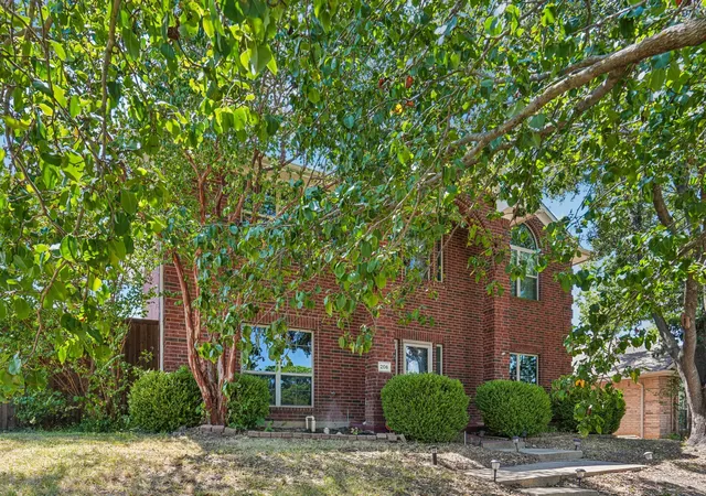 Photo 3 of Single family home for sale at 206 Tanglewood Dr, Wylie, TX 75098 | MLS# 21388411 | Listing updated on 2026-09-18