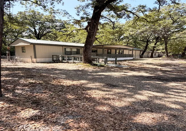 Photo 3 of Manufactured home for sale at 107 Meadowlark Ln, Mabank, TX 75156 | MLS# 21389350 | Listing updated on 2026-09-18
