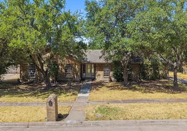 Photo 1 of Single family home for sale at 4109 Keele Dr, Garland, TX 75041 | MLS# 21388358 | Listing updated on 2026-09-26