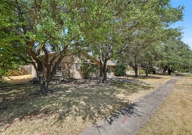 Photo 2 of Single family home for sale at 4109 Keele Dr, Garland, TX 75041 | MLS# 21388358 | Listing updated on 2026-09-26