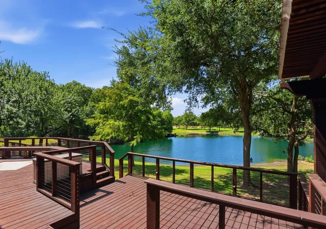 Photo 1 of Single family home for sale at 6 Highland Cir, Allen, TX 75002 | MLS# 21388864 | Listing updated on 2026-09-19
