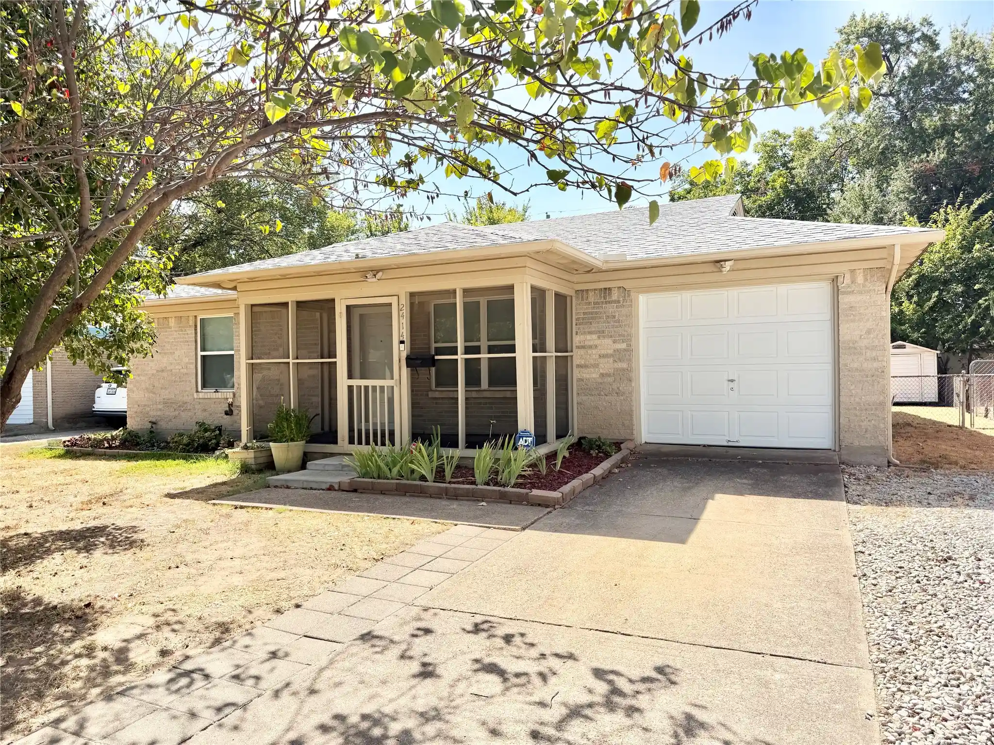 Photo 1 of Single family home for sale at 2414 Himes St, Irving, TX 75060 | MLS# 21389368 | Listing updated on 2026-10-27