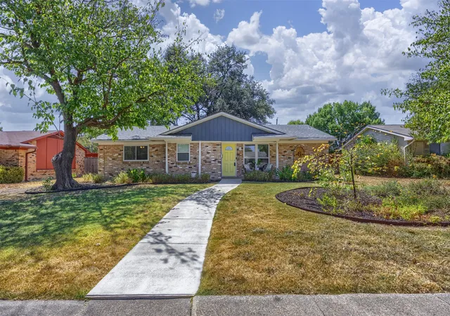 Photo 1 of Sale Pending at 1118 Pacific Dr, Richardson, TX 75081 | MLS# 21388042 | Listing updated on 2026-10-06