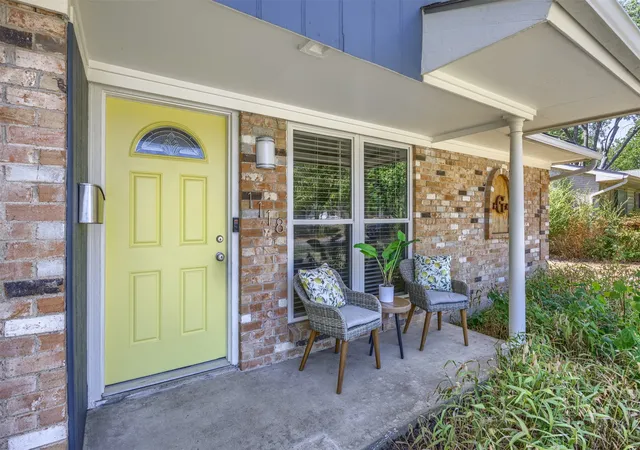 Photo 3 of Sale Pending at 1118 Pacific Dr, Richardson, TX 75081 | MLS# 21388042 | Listing updated on 2026-10-06