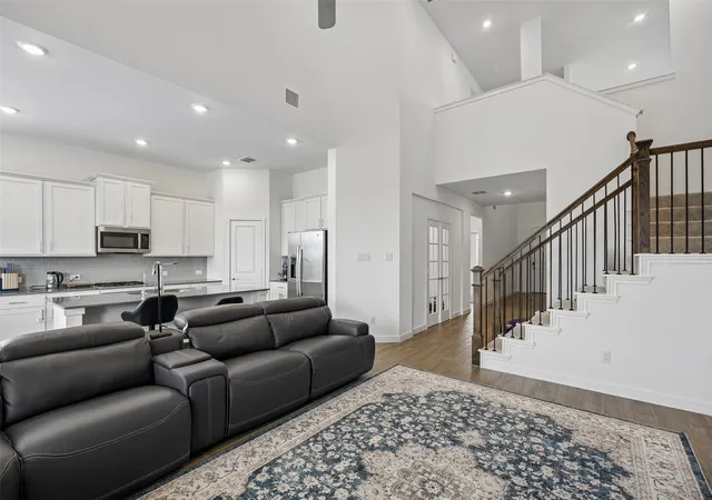 Photo 4 of Single family home for sale at 3617 Swan Shadow, Mesquite, TX 75181 | MLS# 21389177 | Listing updated on 2026-10-05