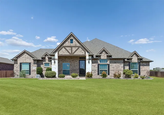 Photo 1 of Sale Pending at 6925 County Rd 469, Mc Kinney, TX 75071 | MLS# 21388464 | Listing updated on 2026-10-06