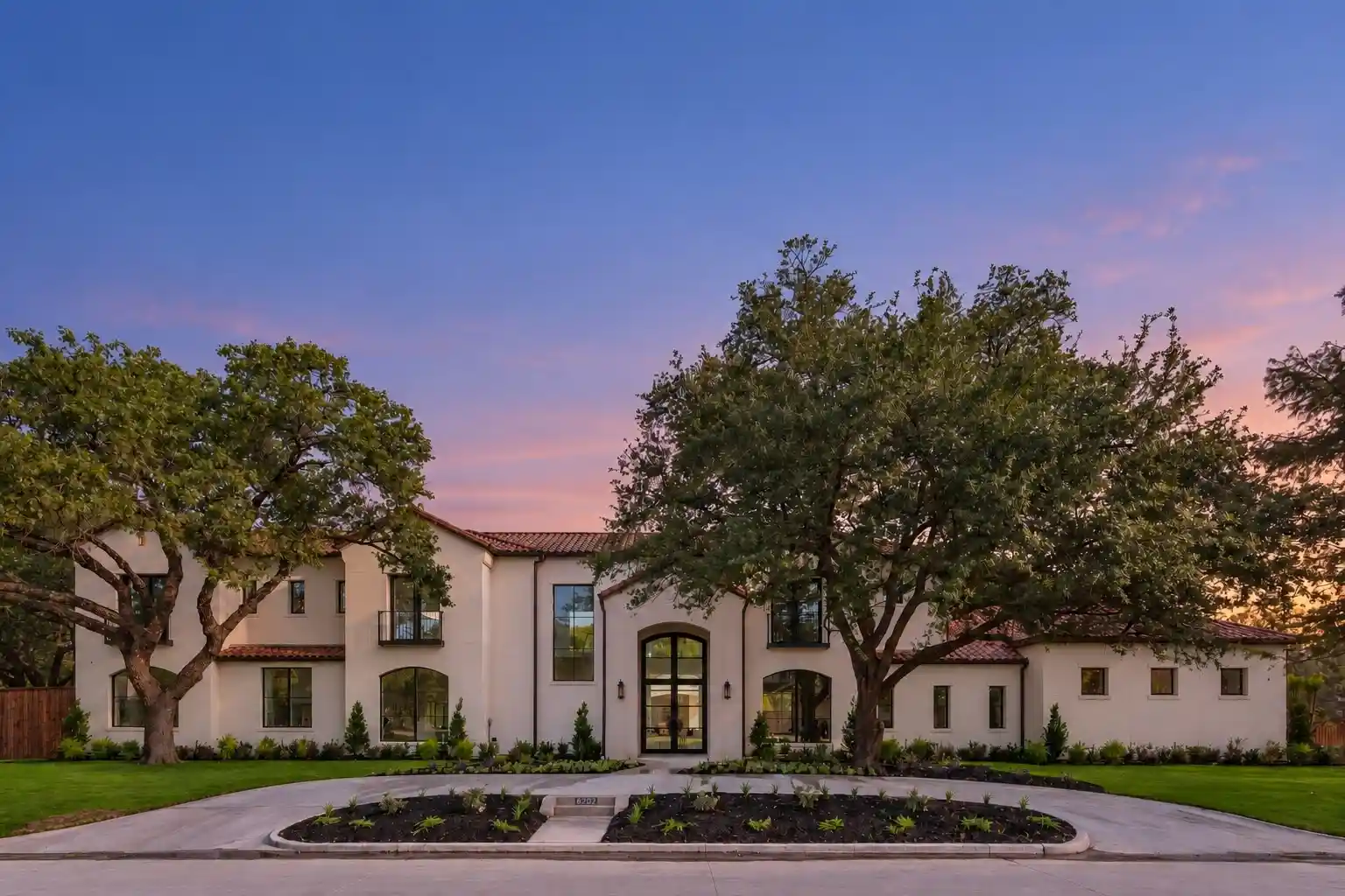 Photo 1 of Mansion for sale at 6207 Joyce Way, Dallas, TX 75225 | MLS# 21386771 | Listing updated on 2026-10-25