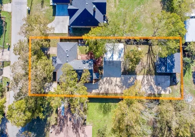 Photo 3 of Sale Pending at 1111 Ervin Ln, Mesquite, TX 75149 | MLS# 21388529 | Listing updated on 2026-10-03