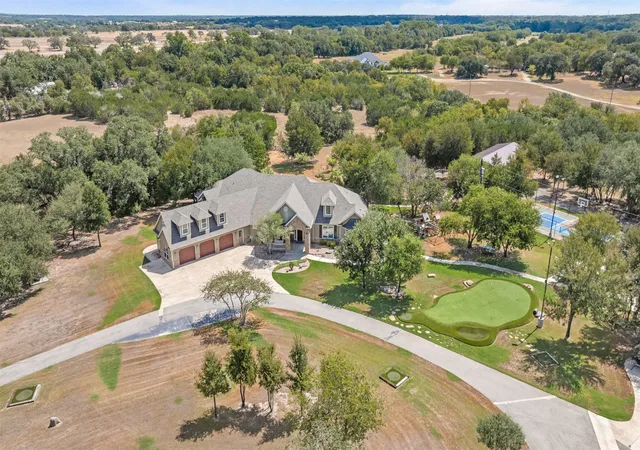 Photo 1 of Mansion for sale at 6605 Tollbridge Rd, Belton, TX 76513 | MLS# 21387217 | Listing updated on 2026-09-28