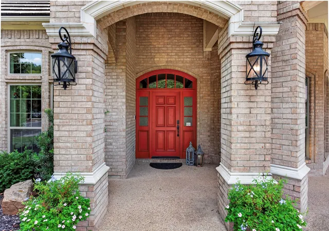 Photo 3 of Single family home for sale at 5133 Sealands Ln, Fort Worth, TX 76116 | MLS# 21388953 | Listing updated on 2026-09-20