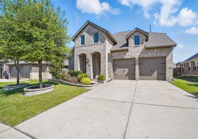 Photo 1 of Single family home for sale at 1306 Torrington Ln, Forney, TX 75126 | MLS# 21388152 | Listing updated on 2026-09-18
