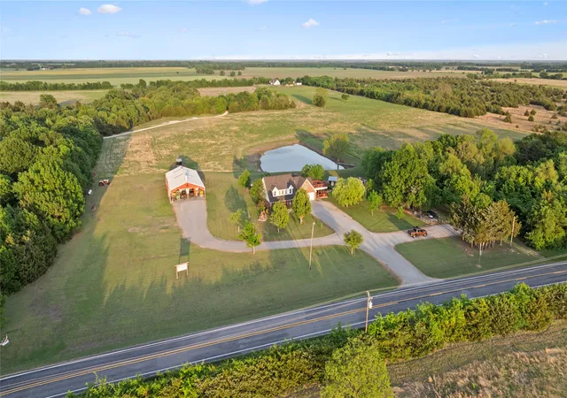 Photo 2 of Single family home for sale at 7987 S State Hwy 78, Leonard, TX 75452 | MLS# 21389497 | Listing updated on 2026-09-25