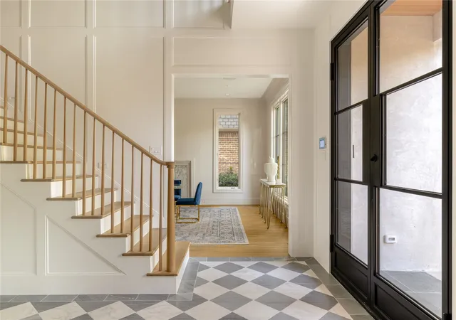 Photo 3 of Mansion for sale at 6810 Mimosa Ln, Dallas, TX 75230 | MLS# 21369320 | Listing updated on 2026-10-08