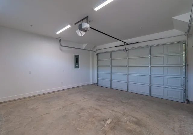 Photo 3 of Townhouse for sale at 1626 Andrade Pl, Dallas, TX 75204 | MLS# 21389521 | Listing updated on 2026-09-18