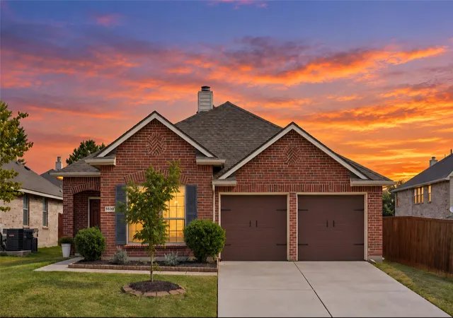 Photo 1 of Single family home for sale at 5530 Exeter Dr, Prosper, TX 75078 | MLS# 21385332 | Listing updated on 2026-09-20