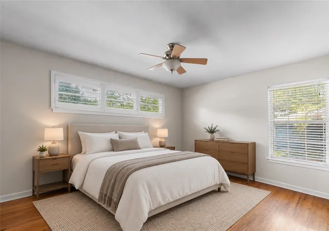 Photo 3 of Single family home for sale at 1710 W College St, Sherman, TX 75092 | MLS# 21389574 | Listing updated on 2026-09-18