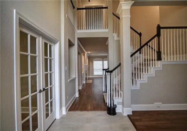 Photo 3 of Single family home for sale at 1531 Parkside Cir, Rockwall, TX 75032 | MLS# 21385494 | Listing updated on 2026-09-18