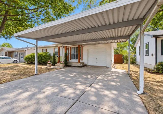 Photo 3 of Single family home for sale at 1141 Rancho Dr, Mesquite, TX 75149 | MLS# 21388886 | Listing updated on 2026-09-18