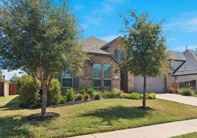 Photo 2 of Single family home for sale at 4112 Indian Grass Ln, Prosper, TX 75078 | MLS# 21388894 | Listing updated on 2026-10-08
