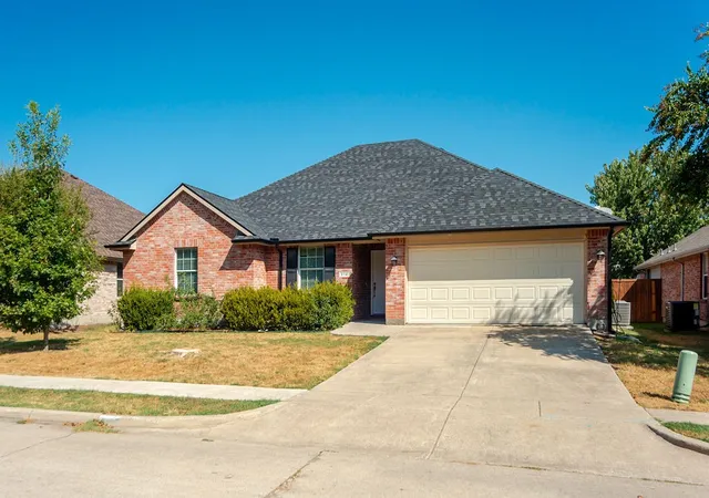 Photo 1 of Single family home for sale at 914 Marble Crk Dr, Wylie, TX 75098 | MLS# 21389658 | Listing updated on 2026-09-18