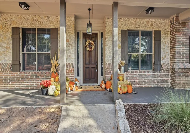 Photo 1 of Single family home for sale at 514 Oak Hills Dr, Newark, TX 76071 | MLS# 21341876 | Listing updated on 2026-10-01