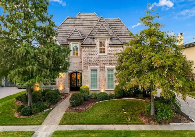 Photo 1 of Sale Pending at 627 Lake Point Dr, Irving, TX 75039 | MLS# 21388295 | Listing updated on 2026-09-30