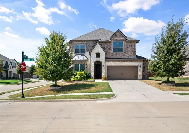 Photo 1 of Single family home for sale at 2705 Grainger Dr, Mansfield, TX 76063 | MLS# 21388166 | Listing updated on 2026-10-08