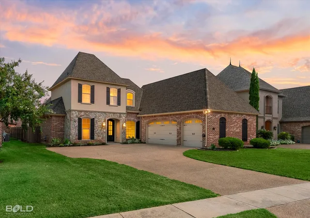 Photo 1 of Single family home for sale at 1071 Rochel Dr, Shreveport, LA 71115 | MLS# 21388993 | Listing updated on 2026-09-18