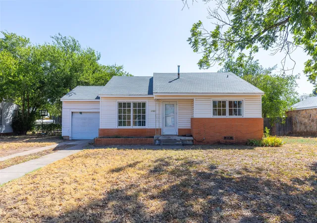 Photo 1 of Sale Pending at 1765 Jackson St, Abilene, TX 79602 | MLS# 21389711 | Listing updated on 2026-09-19