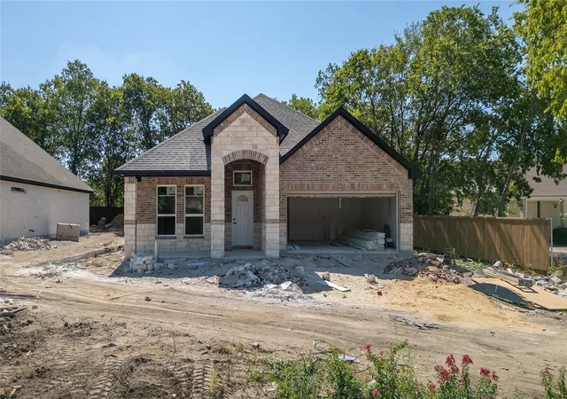 Photo 1 of Single family home for sale at 513 Armstrong Rd, Seagoville, TX 75159 | MLS# 21389172 | Listing updated on 2026-09-18