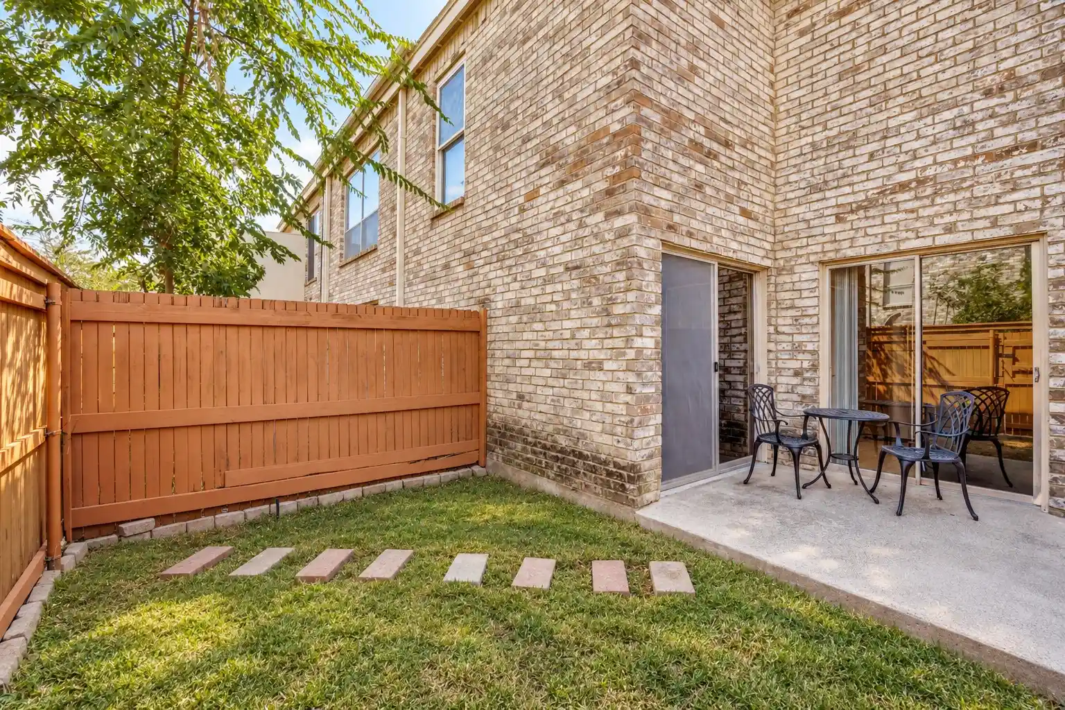 Photo 1 of Condo for sale at 2323 Trellis Pl, Richardson, TX 75081 | MLS# 21382586 | Listing updated on 2026-10-15